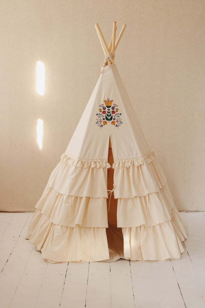 Set teepee with flounces and mat