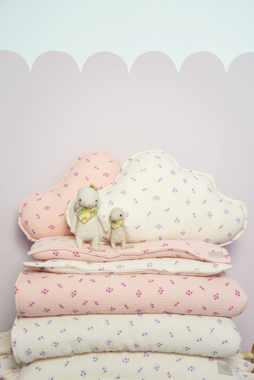 Pink polka dot crib bedding set best sale