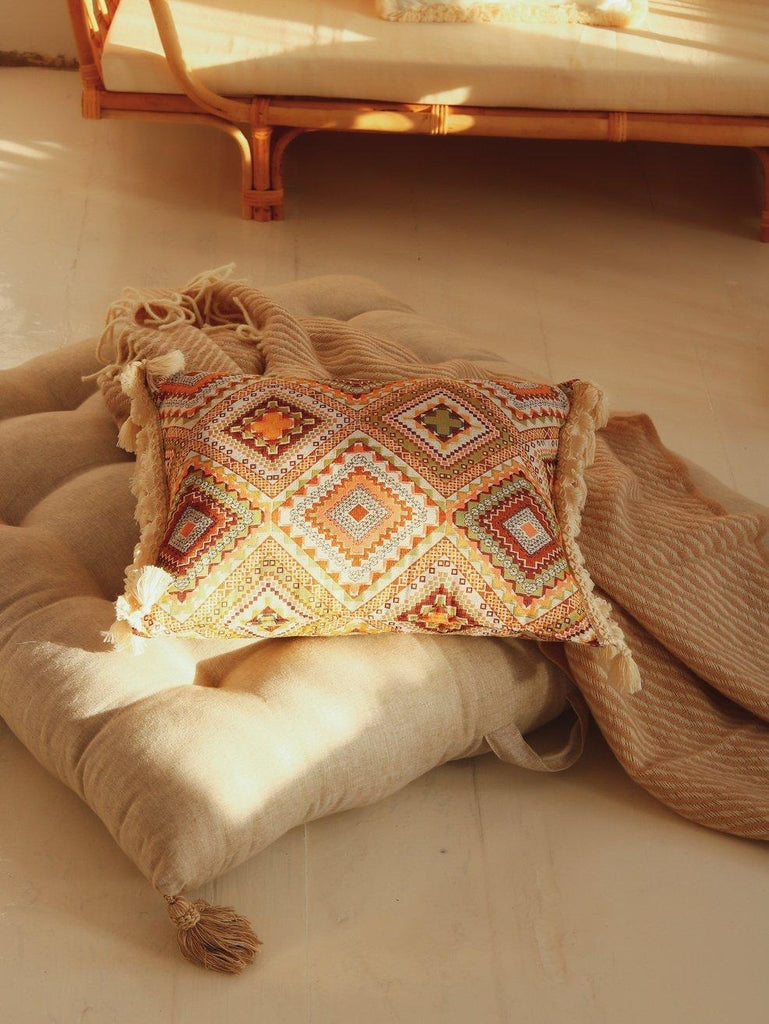 "Boho tribe" cushion with fringe - Moi Mili