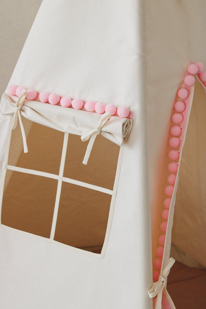 “Fluffy Pompoms” Teepee Tent with Pompoms