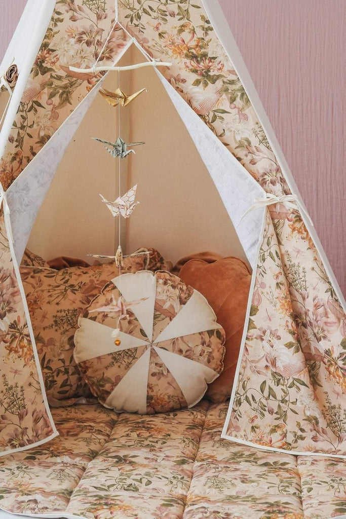 “Gold Bee” Origami Nursery Mobile