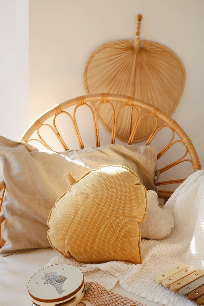 “Honey” Velvet Leaf Pillow