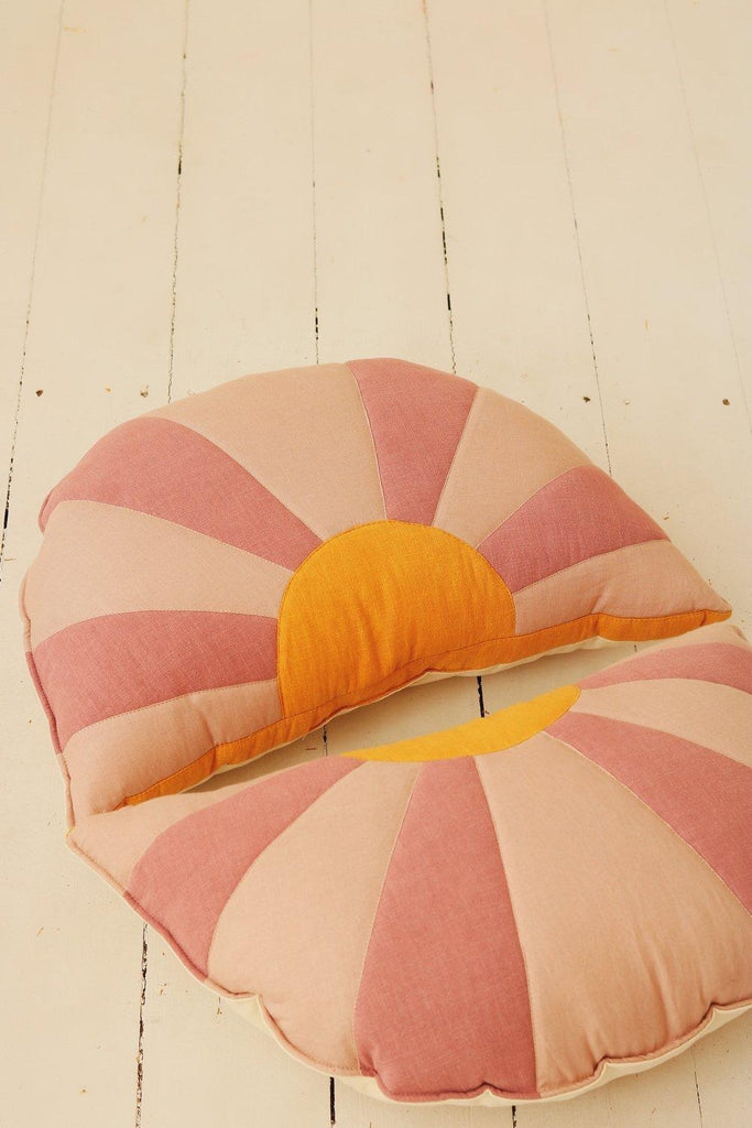 “Lazy Santa Cruz” Sun Pillow FOLLOW THE SUN