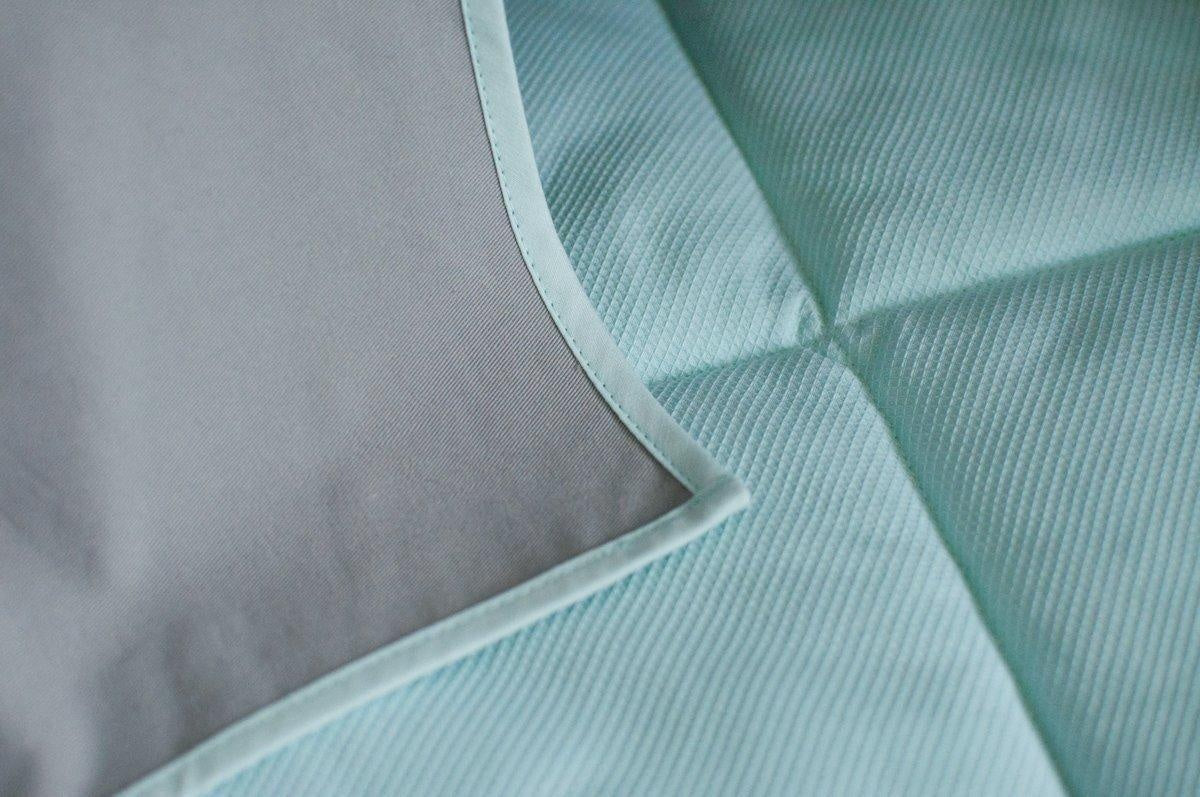 tipi zelt mint grau „Mint Love“ Tipi mit Girlande und Mattenset