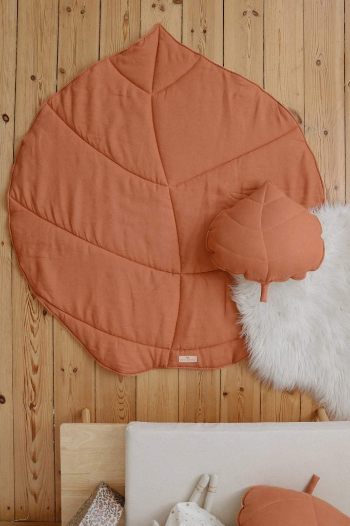 “Papaya” Linen Leaf Mat - Moi Mili