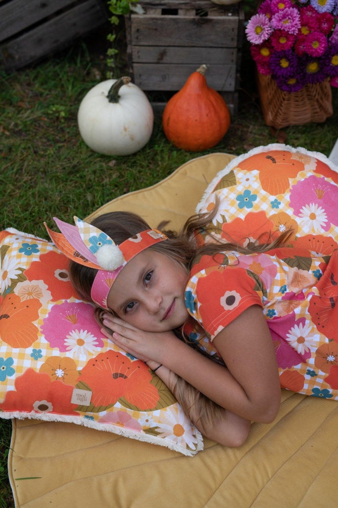 “Picnic with the flowers” Cushion - Moi Mili