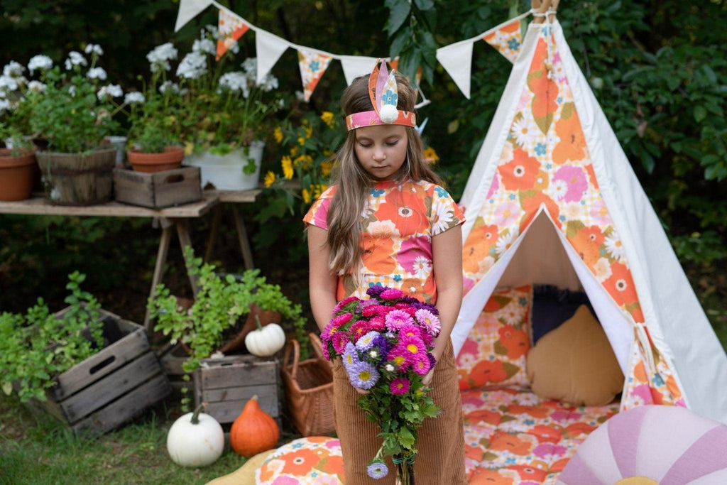 “Picnic with the flowers” Garland - Moi Mili