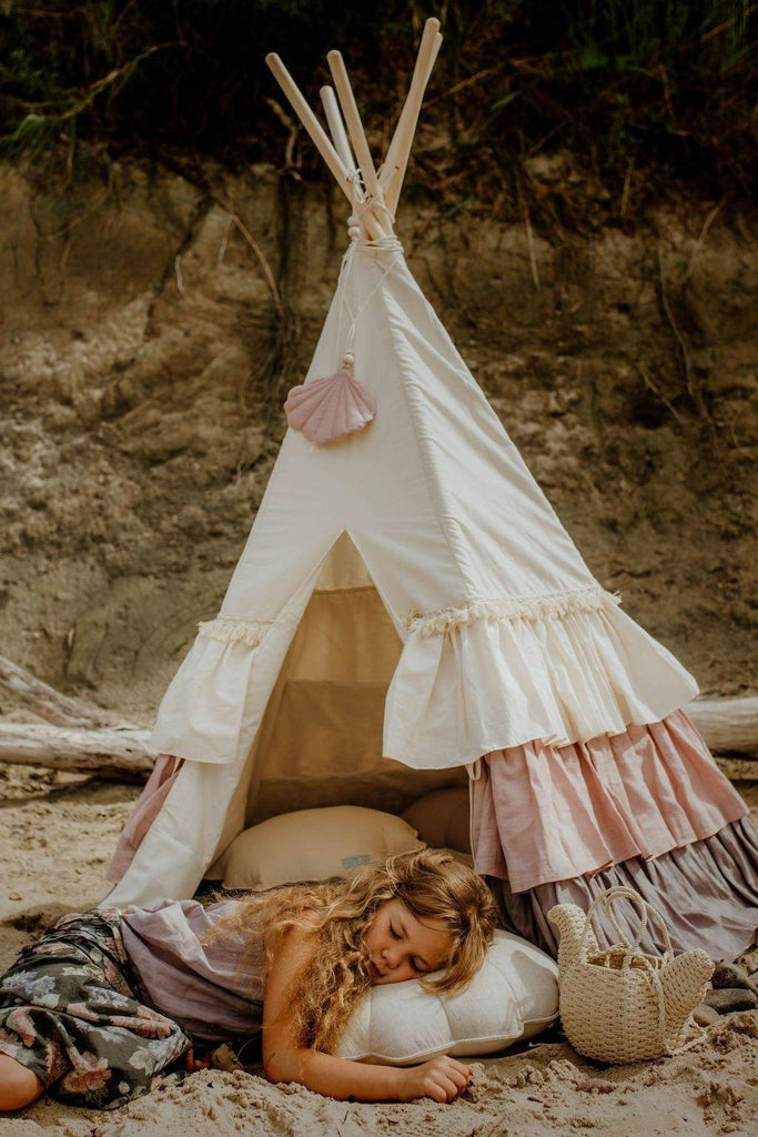 “Powder Frills” Teepee with Frills and Powder Pink Shell Mat Set - Moi Mili