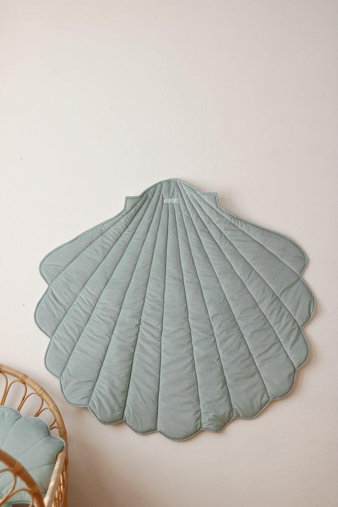 “Powder Mint” Velvet Shell Mat