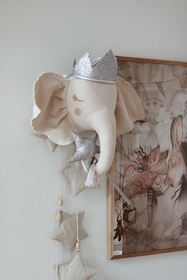 “Silver Sequins” Wand